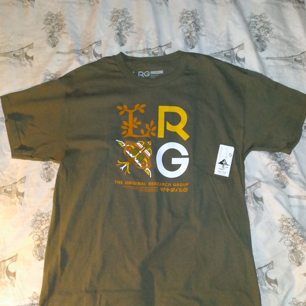 Tee shirt